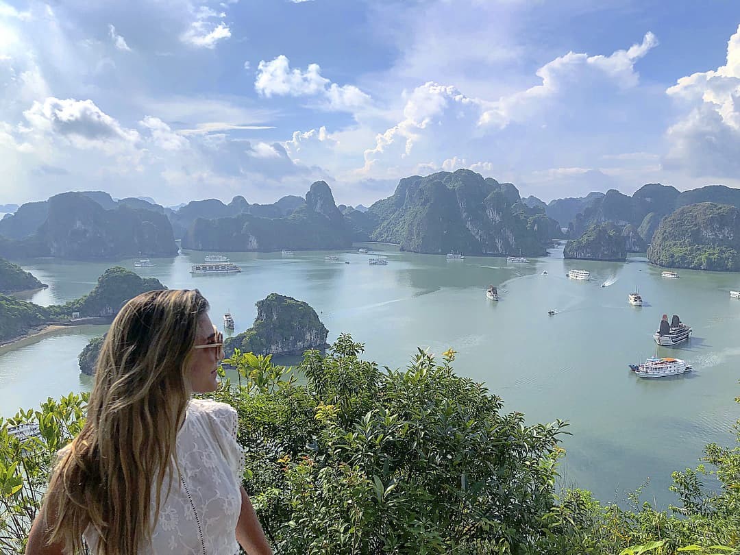 địa điểm du lịch hạ long